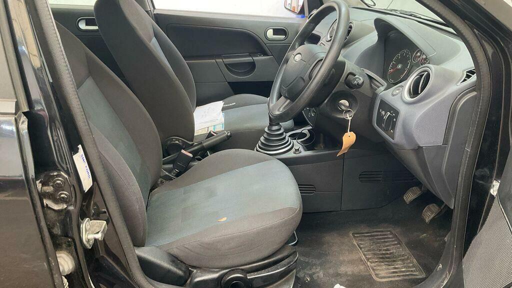 Ford Fiesta Hatchback 1.4 Zetec Climate 200707 Silver #9