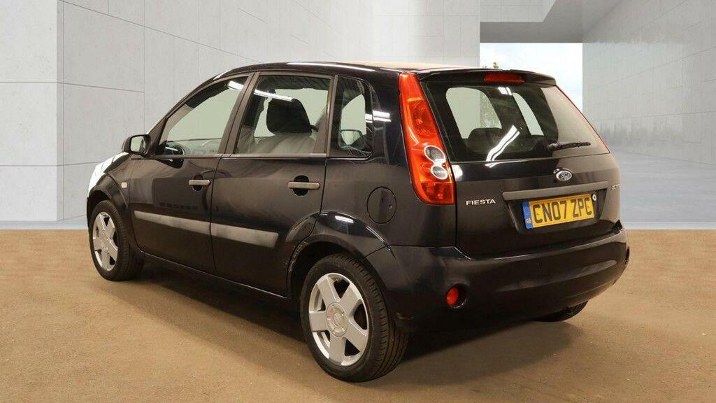 Ford Fiesta 1.4 Zetec Climate Black #4