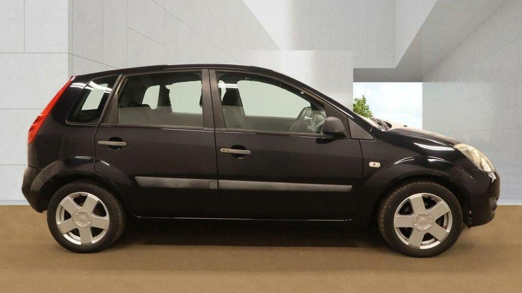 Ford Fiesta Hatchback 1.4 Zetec Climate 200707 Silver #7