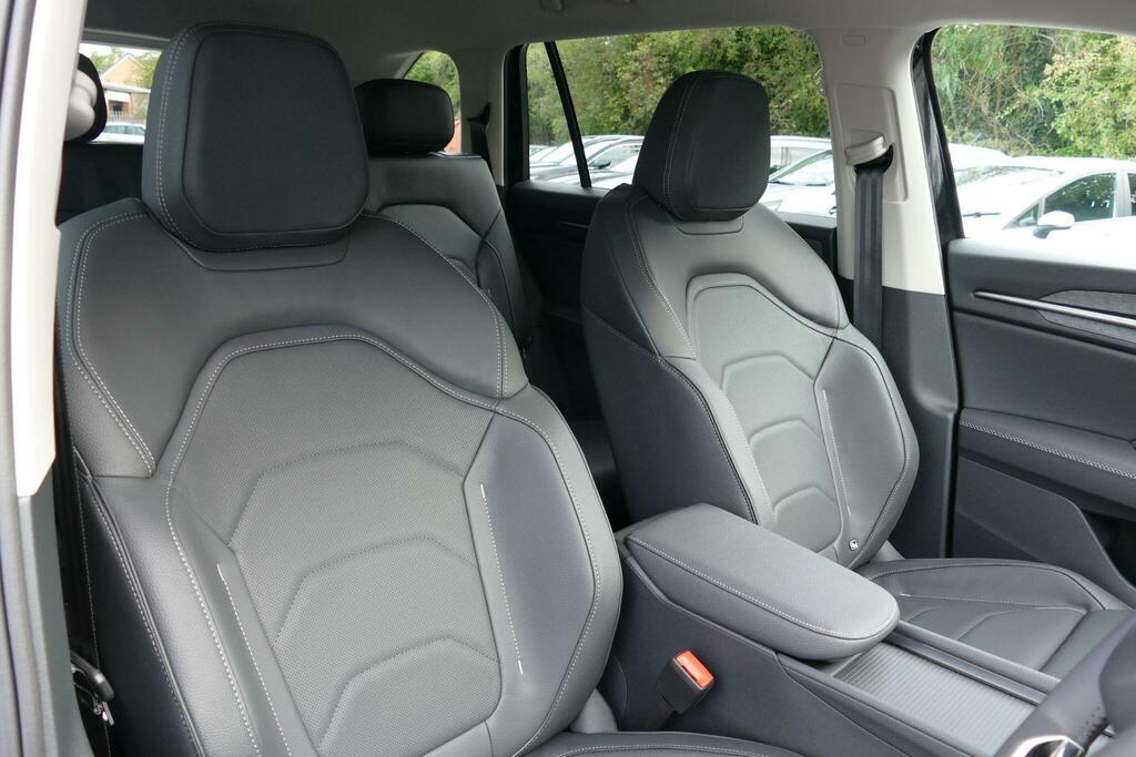 Skoda Kodiaq Kodiaq Se L 7 Seats 1.5 Tsi E-tec 150 Ps Dsg Black #4