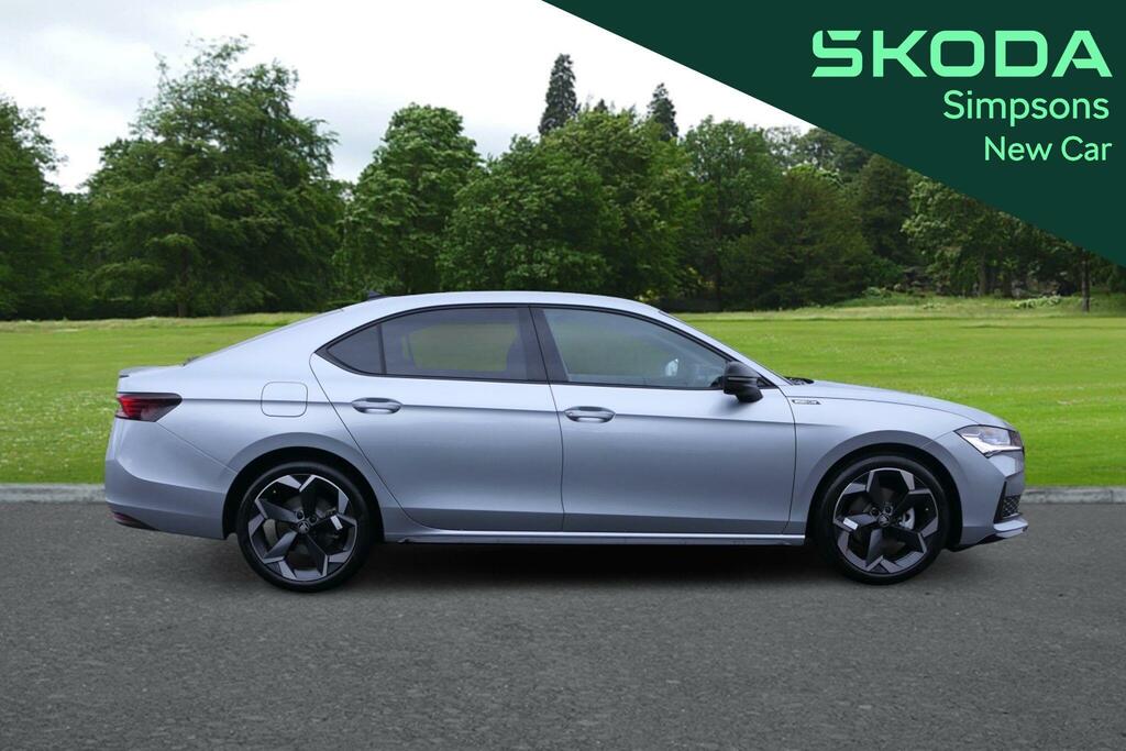 Skoda Superb Superb Hatch Sportline 1.5 Tsi E-tec 150 Ps Dsg Silver #3