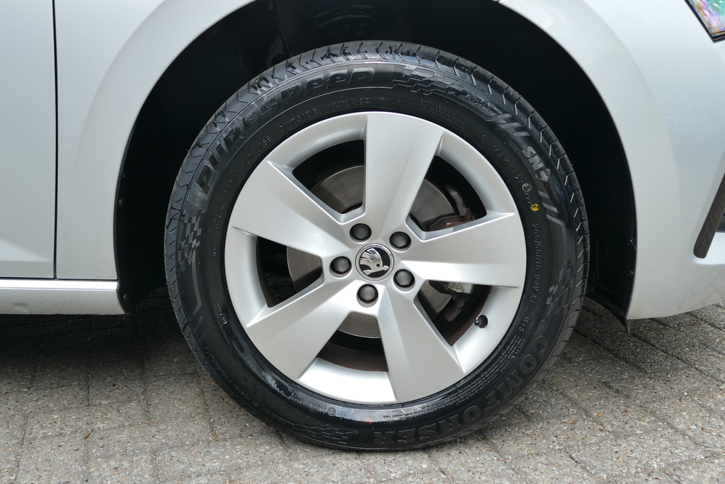 Skoda Scala 1.0 Tsi 110 Se 110 Ps Silver #5