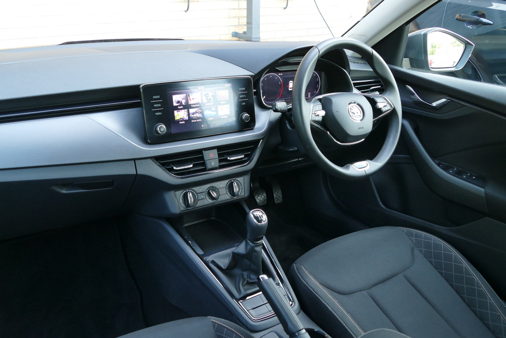 Skoda Kamiq 1.0 Tsi 110 Se 0 Ps Grey #2