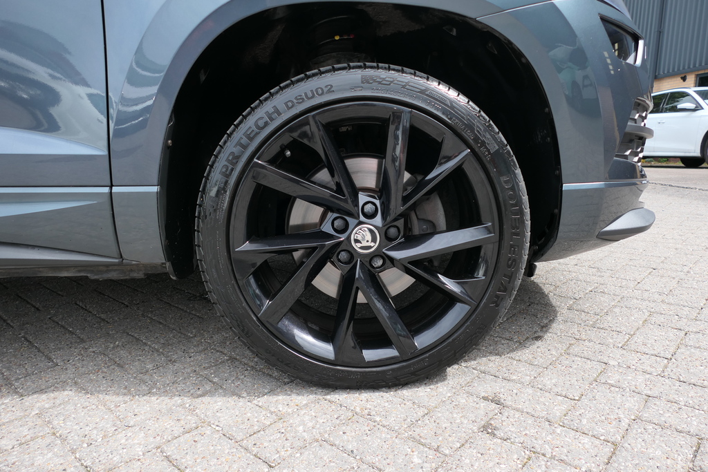 Skoda Karoq 2.0 Tdi Sport Line 4X4 Dsg 0 Ps Grey #5