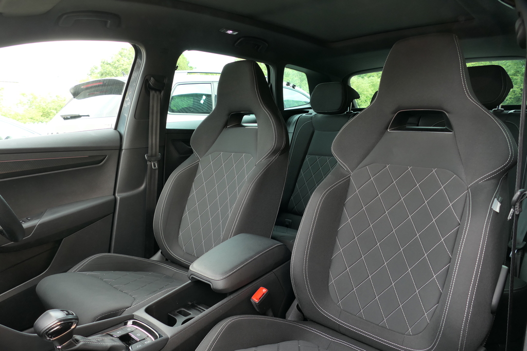 Skoda Karoq 2021 Suv 2.0Tdi 116Ps Se L Scr Dsg Grey #10
