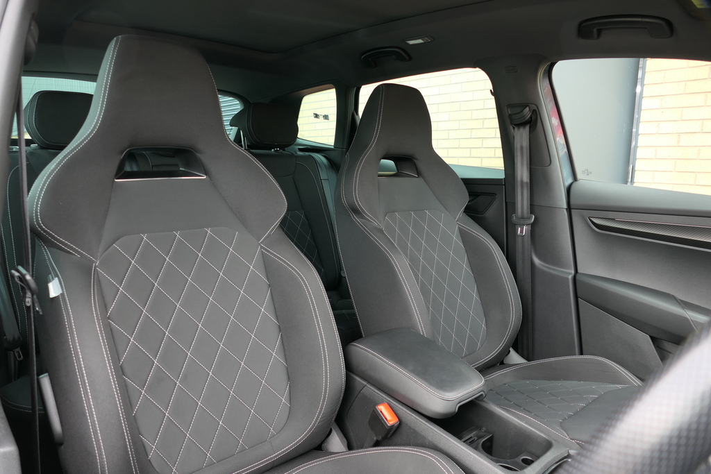 Skoda Karoq 2021 Suv 2.0Tdi 116Ps Se L Scr Dsg Grey #14