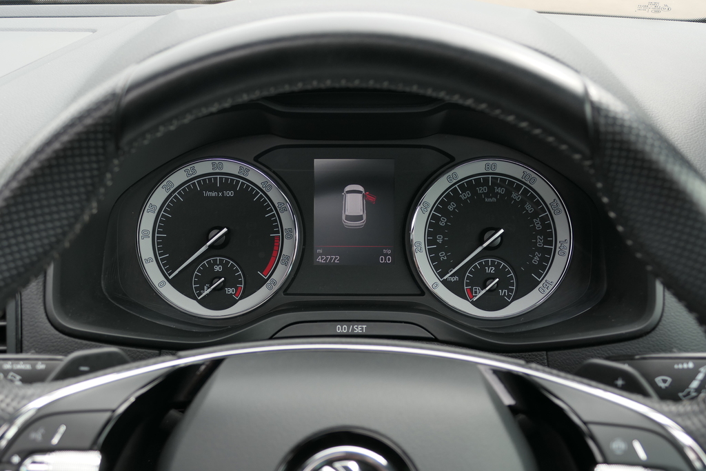Skoda Karoq 2021 Suv 2.0Tdi 116Ps Se L Scr Dsg Grey #11