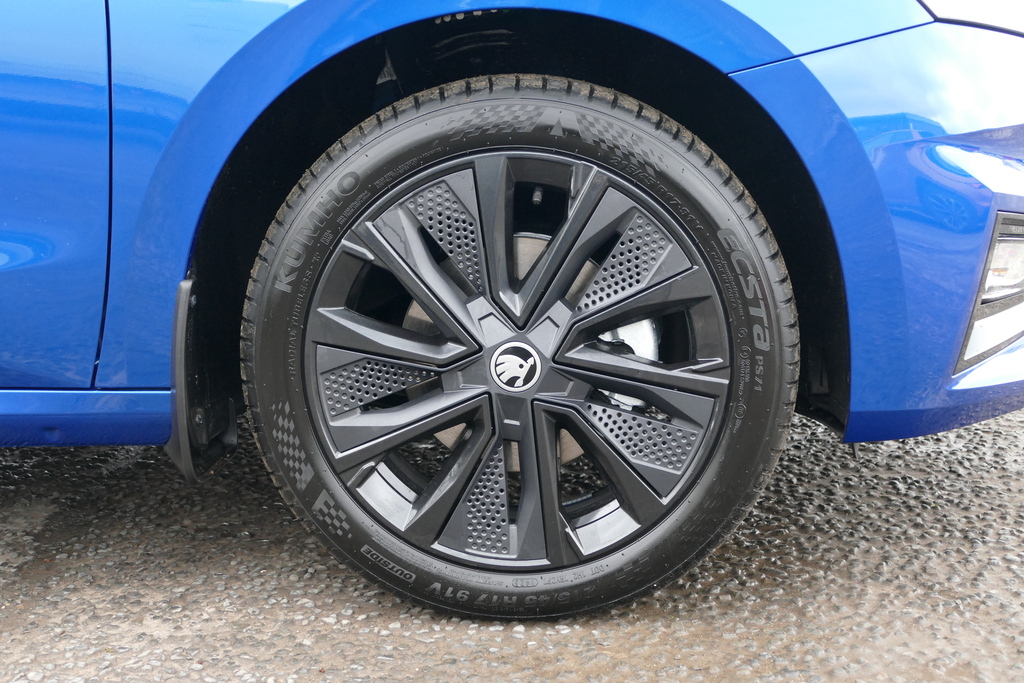 Skoda Fabia 1.0 Tsi 116 Design Edition Dsg 116 Ps Blue #5