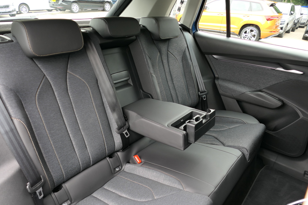 Skoda Elroq 210Kw 85 Sportline 82Kwh White #8