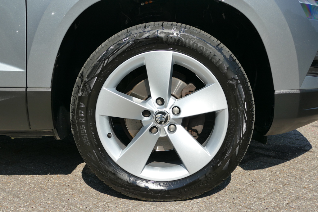 Skoda Karoq 1.0 Tsi Se 0 Ps Grey #5