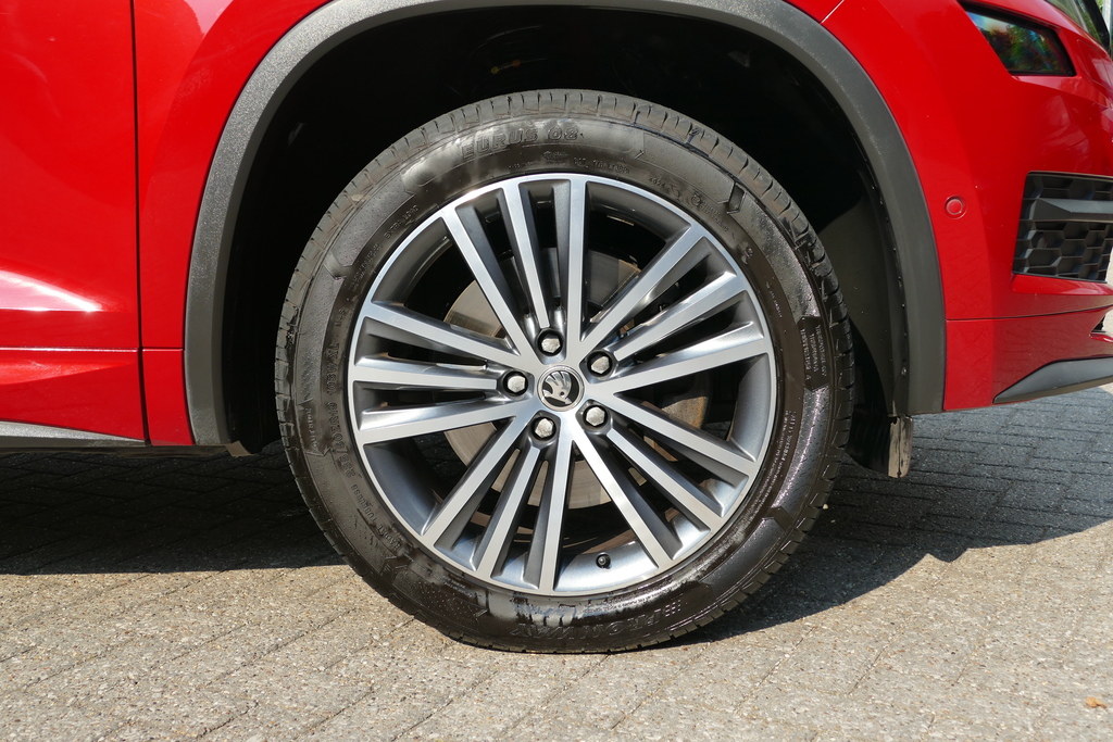Skoda Kodiaq 2.0 Tsi 190 Laurin Klement 4X4 Dsg 7 Seat Red #5