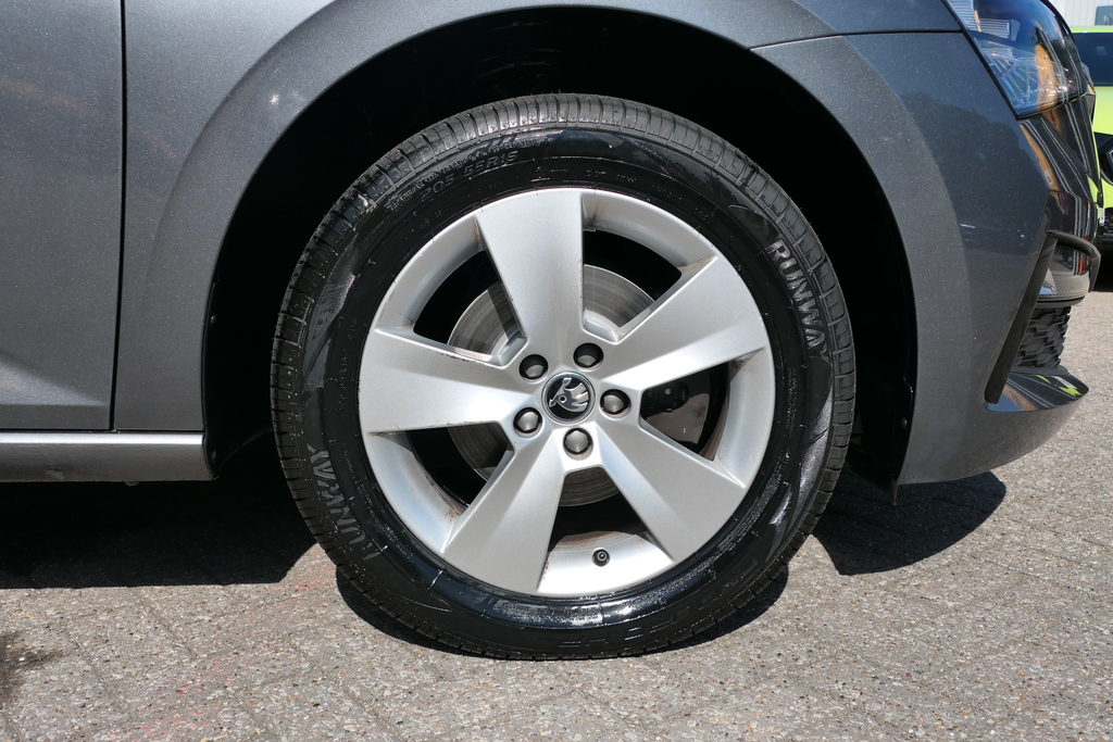 Skoda Scala 1.0 Tsi 110 Se Dsg 0 Ps MP24KWK Grey #5