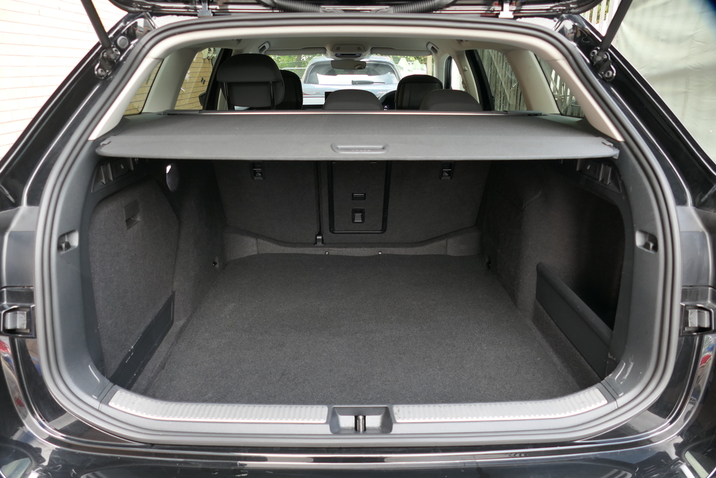 Skoda Superb Se Technology Blue #35