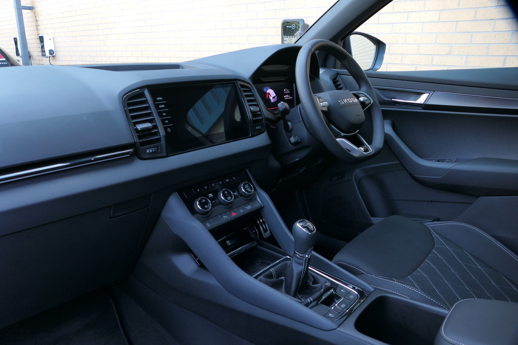 Skoda Karoq 1.5 Tsi Sportline Edition 0 Ps Silver #2