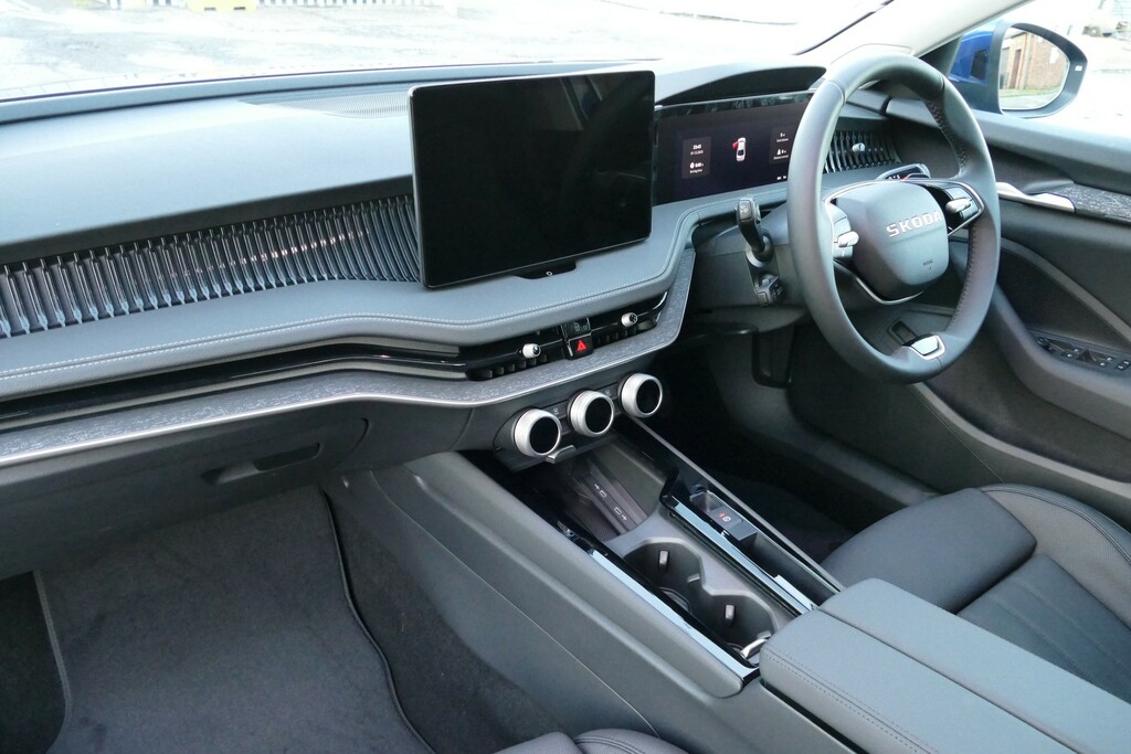 Skoda Superb 1.5 Tsi E-tec Se L Dsg 150 Ps Blue #2