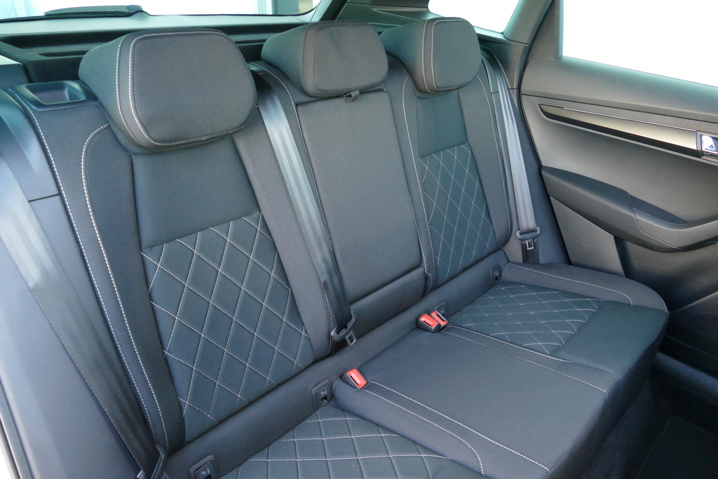 Skoda Karoq Se Technology Blue #8