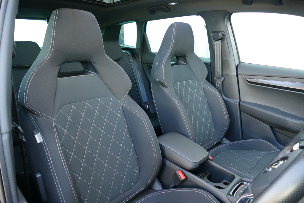 Skoda Karoq Se Technology Blue #12
