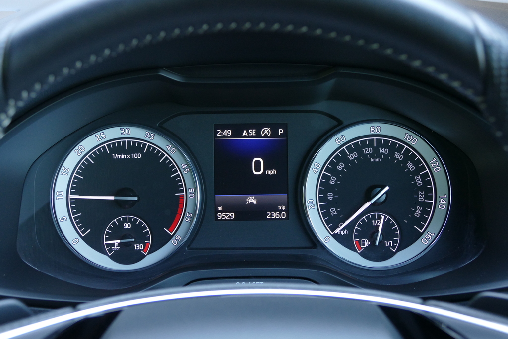 Skoda Karoq Se Technology Blue #18