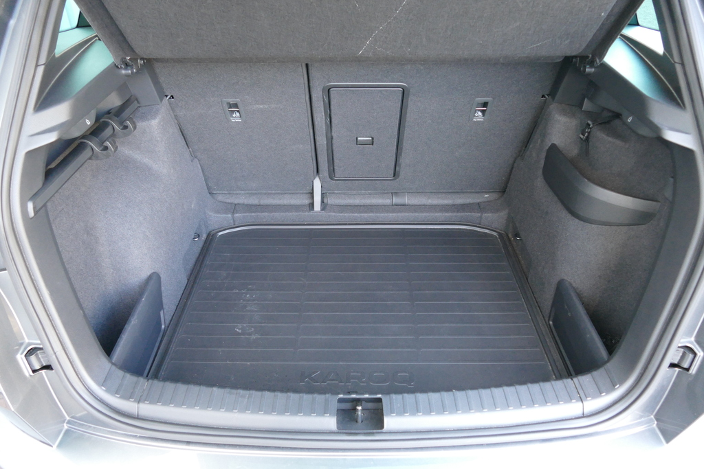 Skoda Karoq Se Technology Blue #33