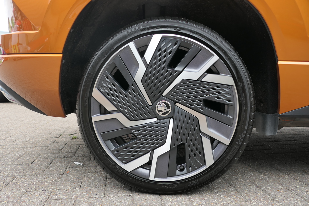 Skoda Karoq 1.5 Tsi Sportline 0 Ps Orange #5