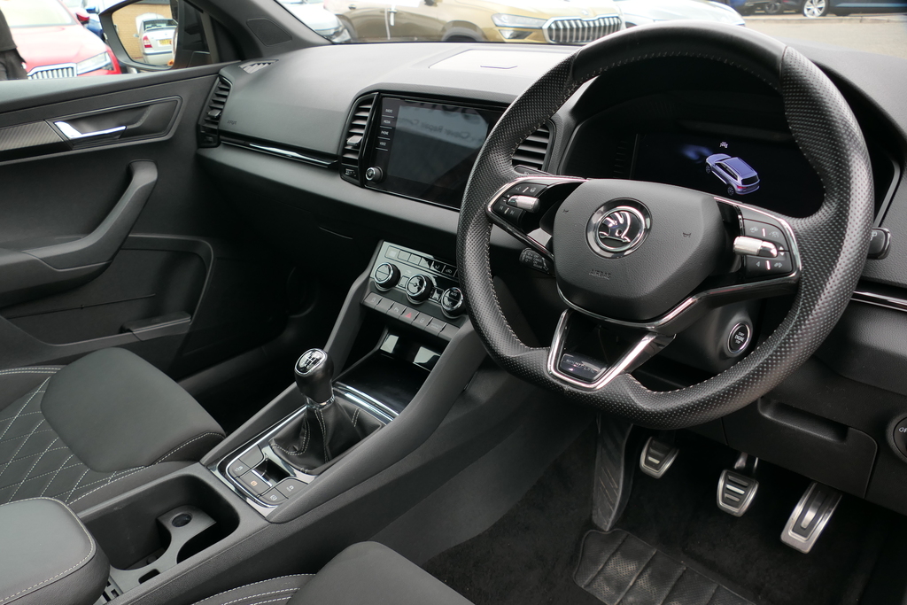 Skoda Karoq 1.5 Tsi Sportline 0 Ps Orange #6