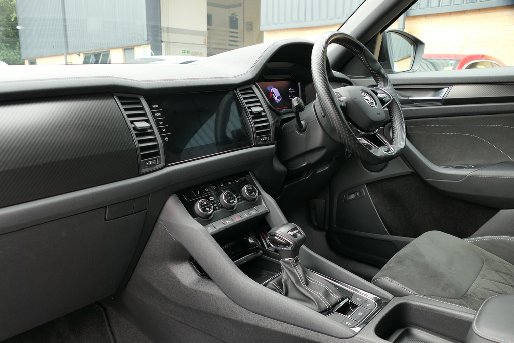 Skoda Kodiaq 1.5 Tsi Sport Line Dsg 7 Seat 0 Ps Grey #2
