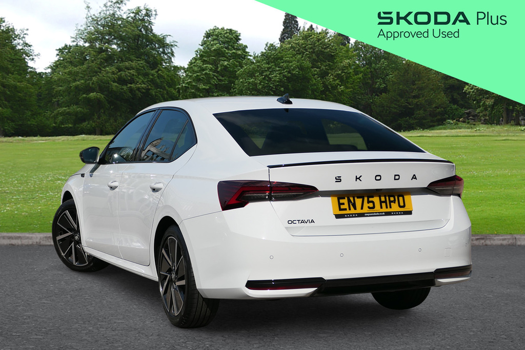 Skoda Octavia 2.0 Tdi 150 Sportline Dsg 150 Ps White #3