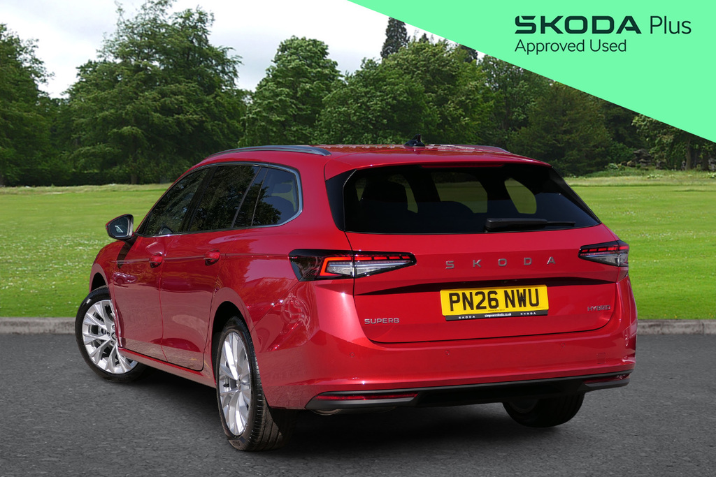 Skoda Superb 1.5 Tsi E-tec Se L Dsg 150 Ps Red #3