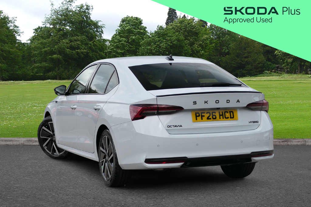 Skoda Octavia 1.5 Tsi 150 E-tec Sportline Dsg 0 Ps White #3