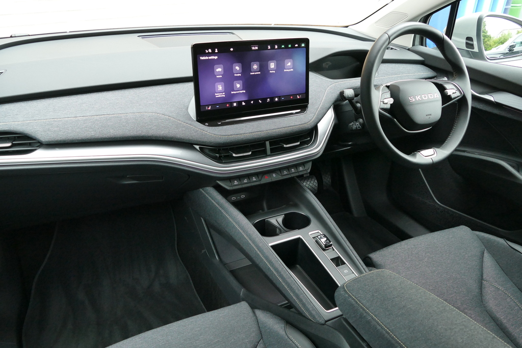 Skoda Elroq 63Kwh 60 Edition Suv 204 Ps 0 Grey #2