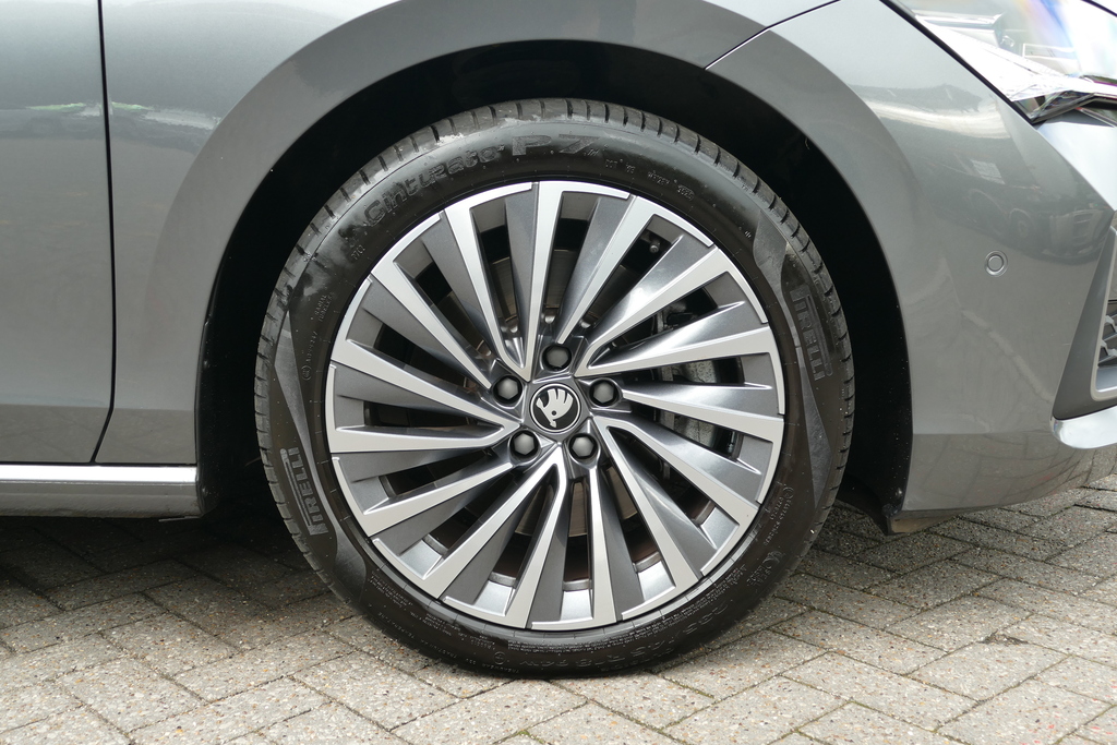 Skoda Superb 2.0 Tdi 193 Laurin Klement 4X4 Dsg 193 Ps Grey #5