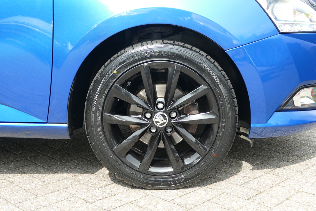 Skoda Fabia Colour Edition Tsi Dsg White #28