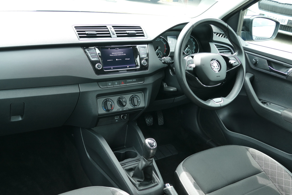 Skoda Fabia 1.0 Tsi Colour Edition 95 Ps Blue #2
