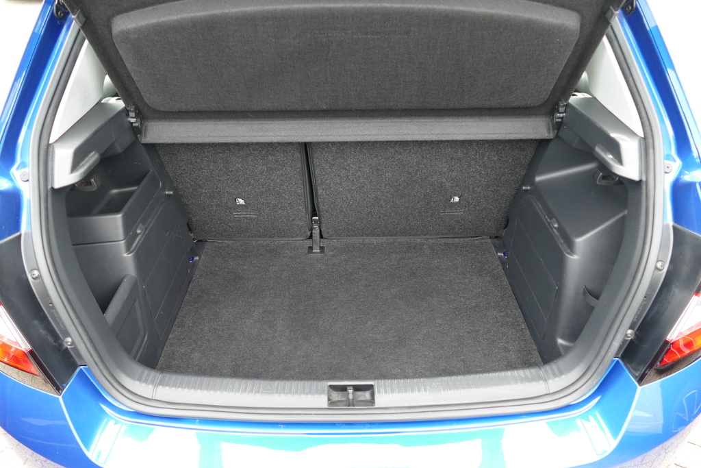 Skoda Fabia Colour Edition Tsi Dsg White #29