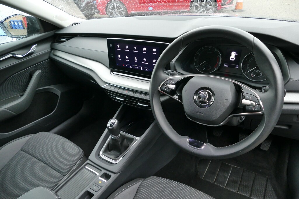 Skoda Octavia 1.5 Tsi Se 150 Ps Grey #6
