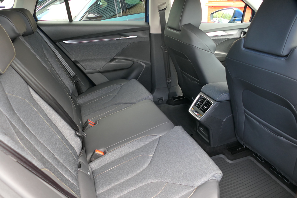 Skoda Elroq 82Kwh 85 Edition Grey #20