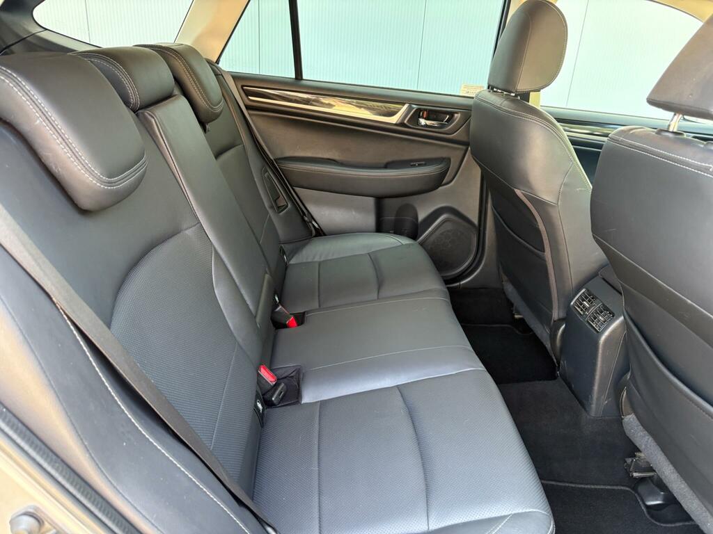 Subaru Outback Outback Se Symmetrical Awd Cvt Grey #46