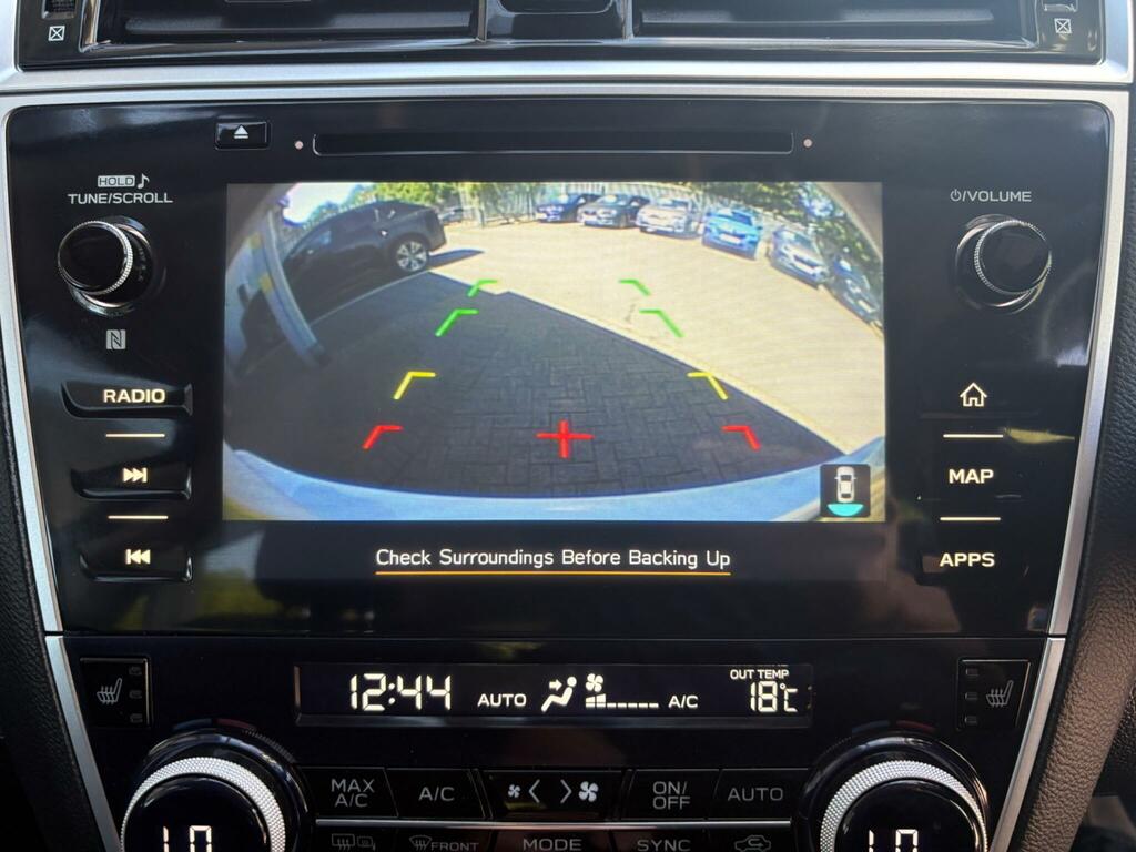 Subaru Outback 2.5I Se Premium Lineartronic Green #26