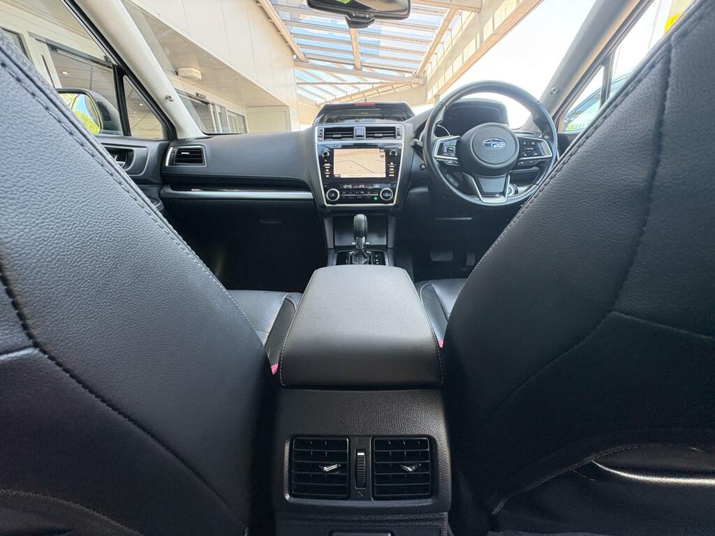 Subaru Outback 2.5I Se Premium Lineartronic Green #19