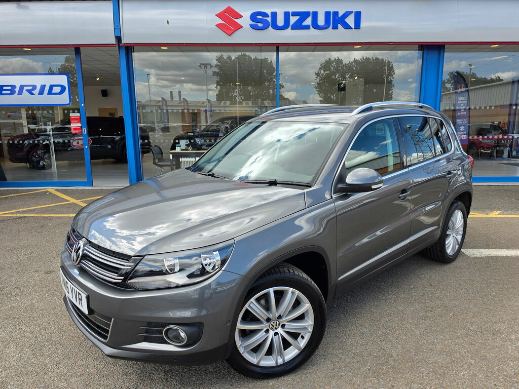 Volkswagen Tiguan Tiguan Estate Grey