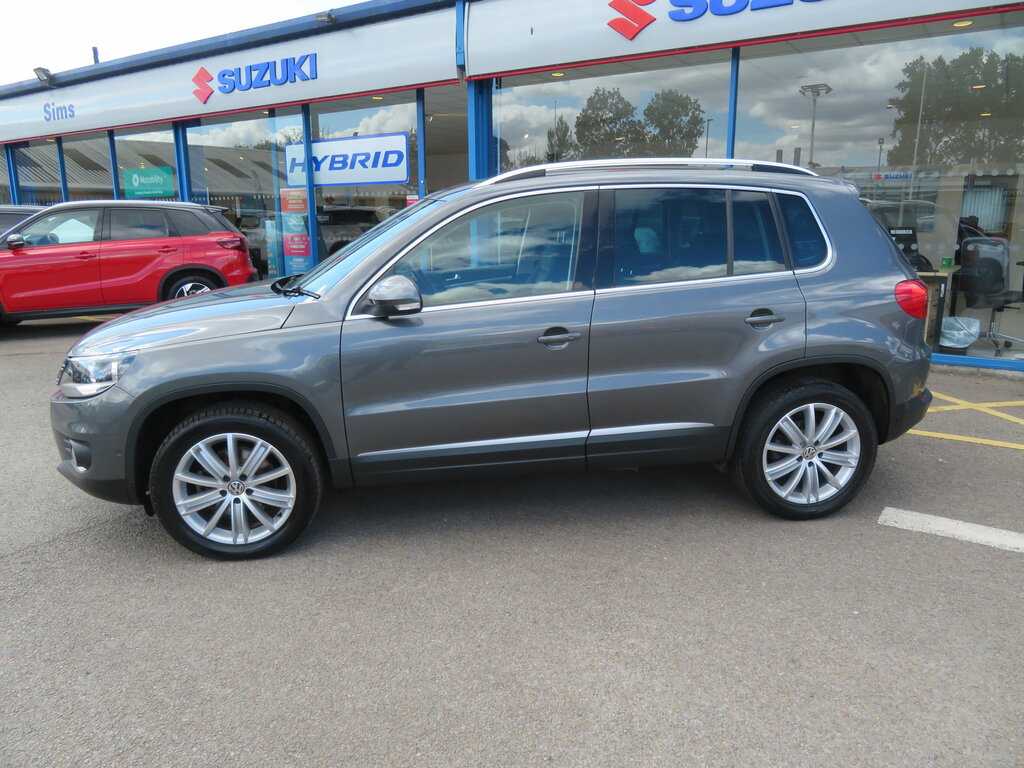 Volkswagen Tiguan Tiguan Estate Grey #4