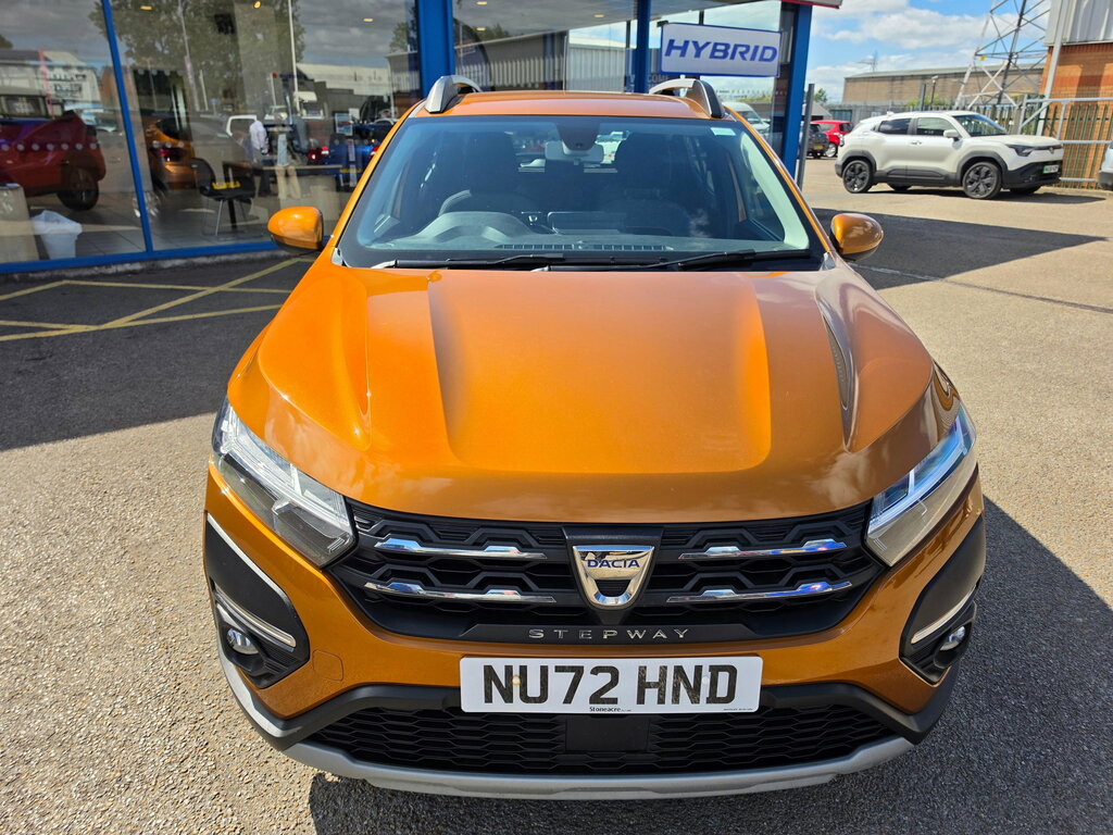 Dacia Sandero Stepway Sandero Stepway Hatchback Orange #2