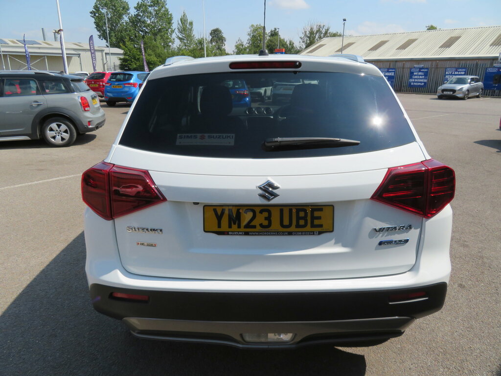 Suzuki Vitara Vitara Estate YM23UBE White #6
