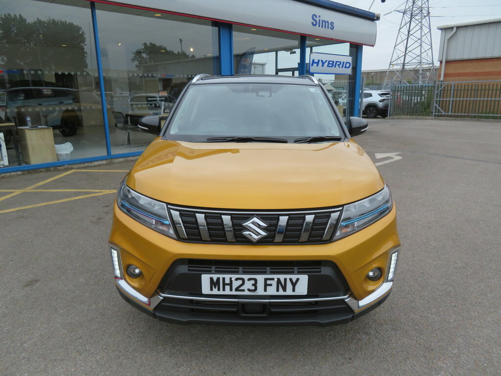 Suzuki Vitara Vitara Estate Yellow #2