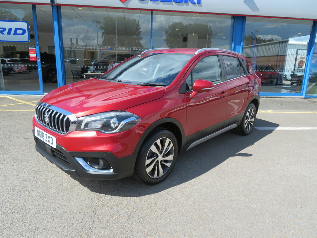 Suzuki SX4 S Cross Sx4 S-cross Hatchback Red #4