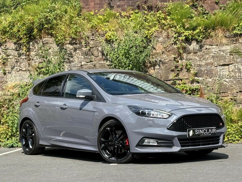 Ford Focus 2.0T Ecoboost St-3 Euro 6 Ss Grey