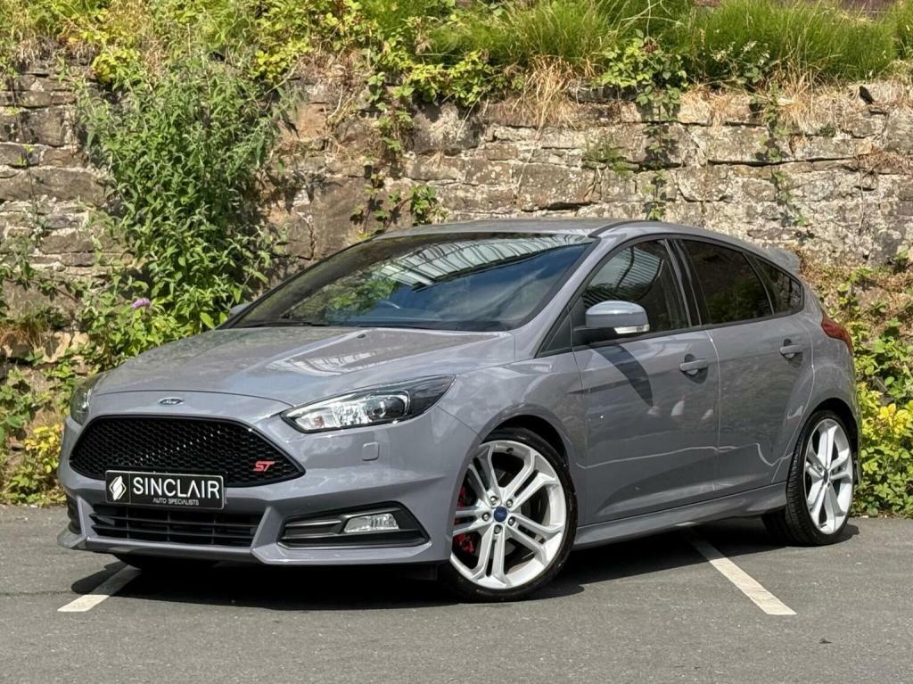 Ford Focus 1.0 Ecoboost 125 Zetec Silver #29