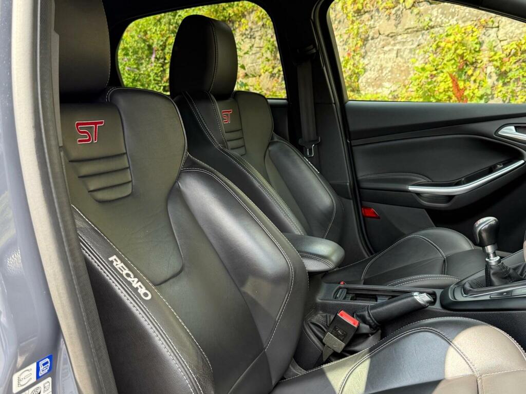 Ford Focus 1.0 Ecoboost 125 Zetec Silver #11