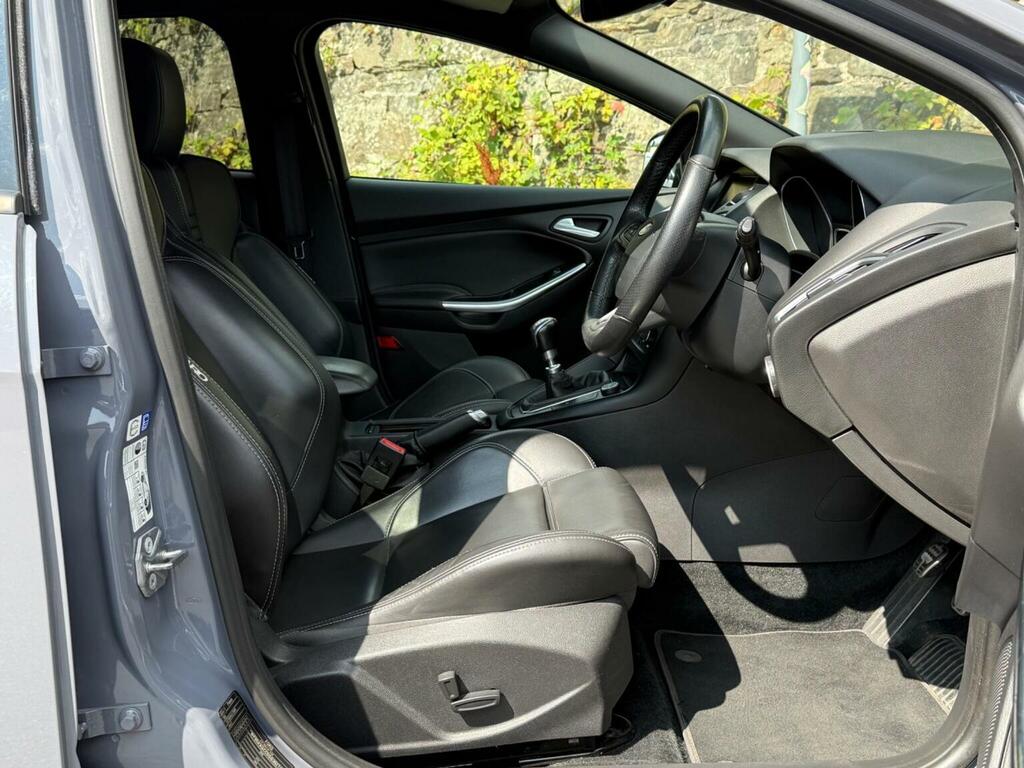 Ford Focus 1.0 Ecoboost 125 Zetec Silver #12