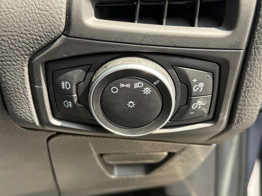 Ford Focus 1.0 Ecoboost 125 Zetec Silver #17